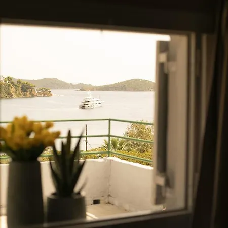 Nimfi Hotel, Skiathos Hotell 3*