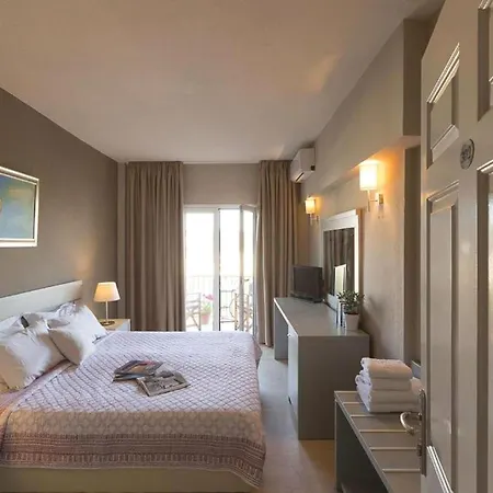 酒店 Nimfi Hotel, Skiathos 梅加利阿莫斯