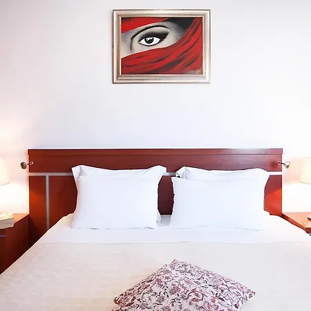 Nimfi Hotel, Skiathos Hotell 3*