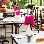 Nimfi Hotel, Skiathos Megali Ammos (Skiathos)