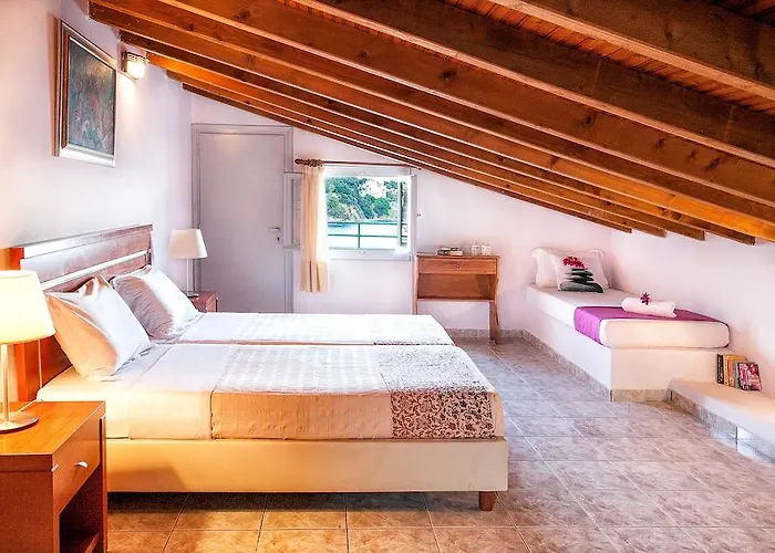 Nimfi Hotel, Skiathos 3* Megali Ammos (Skiathos)