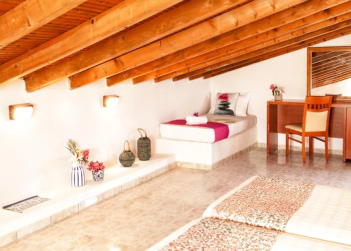 Nimfi Hotel, Skiathos