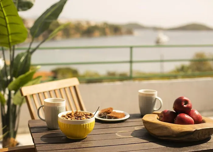 Nimfi Hotel, Skiathos Hotel