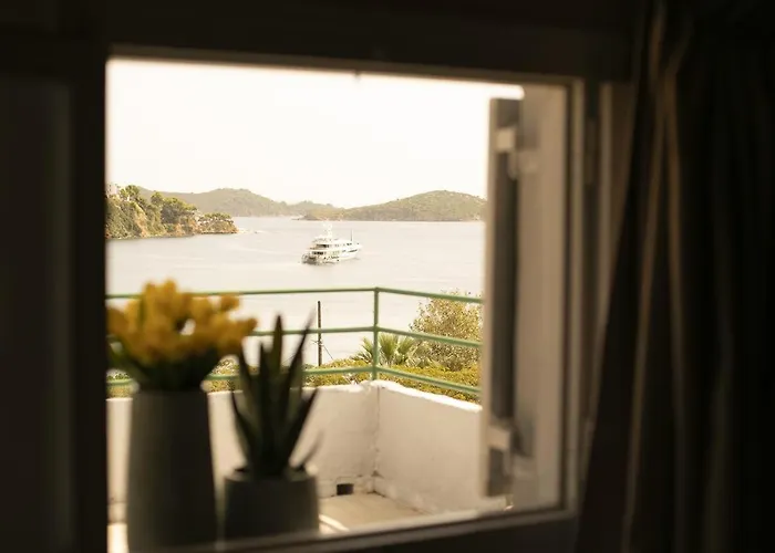 Nimfi Hotel, Skiathos Hotel 3*