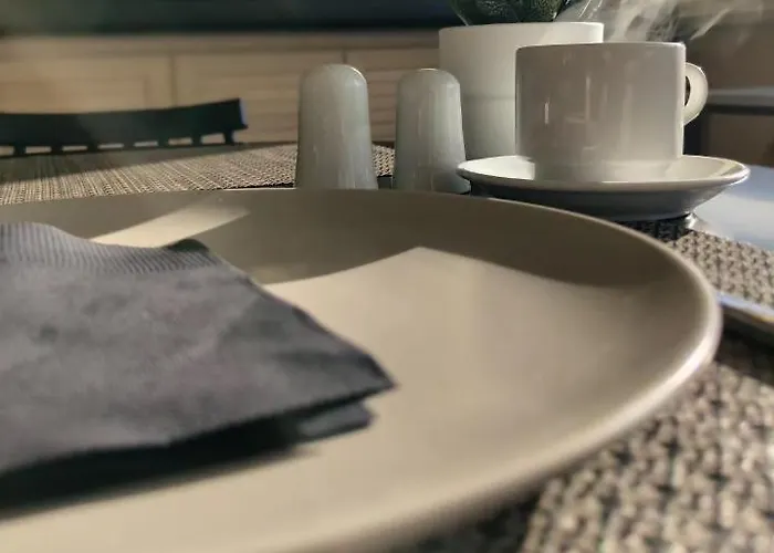 Nimfi Hotel, Skiathos Megali Ammos (Skiathos)