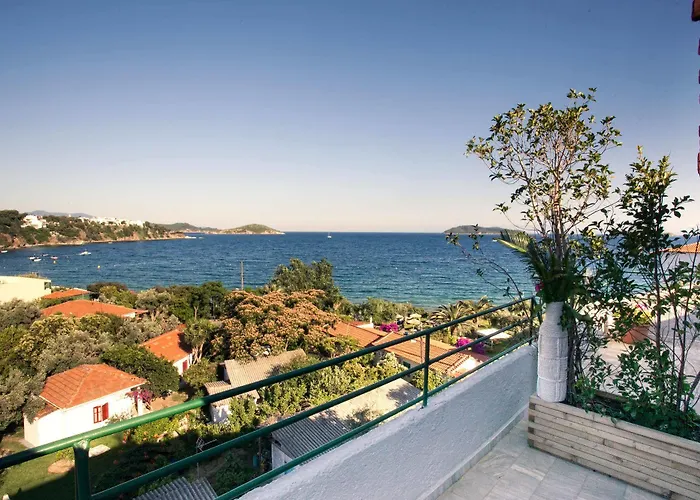 Nimfi Hotel, Skiathos 3* Megali Ammos (Skiathos)