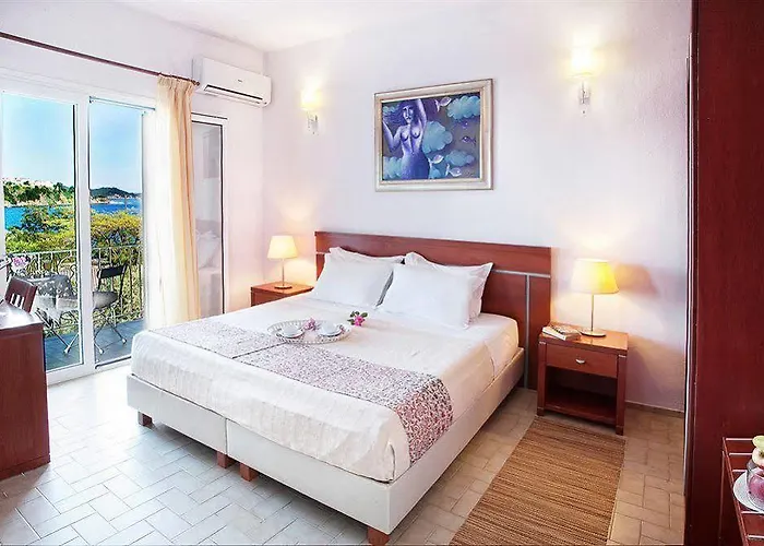 Nimfi Hotel, Skiathos 3* Megali Ammos (Skiathos)